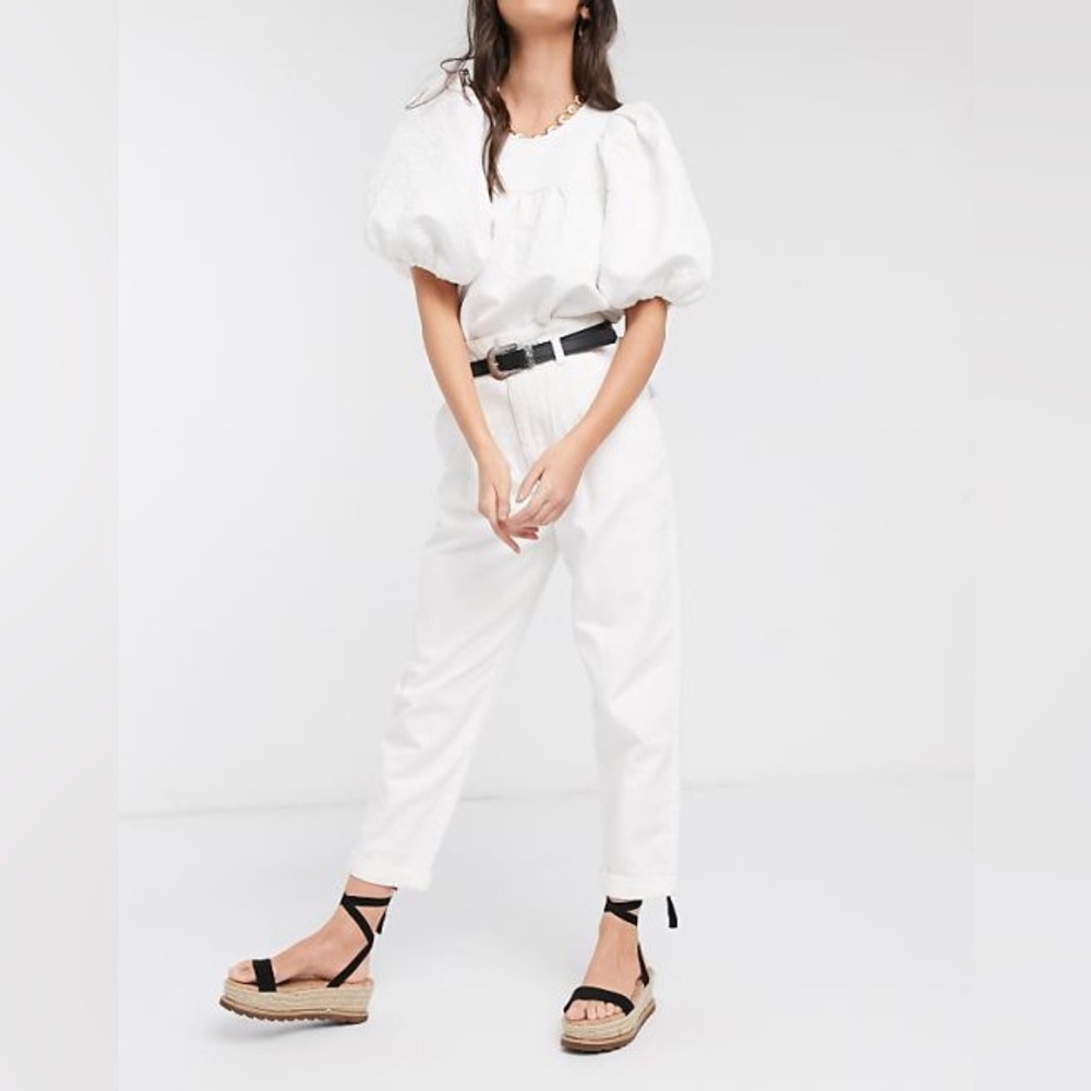 New Look | High Rise Ovoid Shape White 100% Cotton Denim Ankle Pants | Size 10